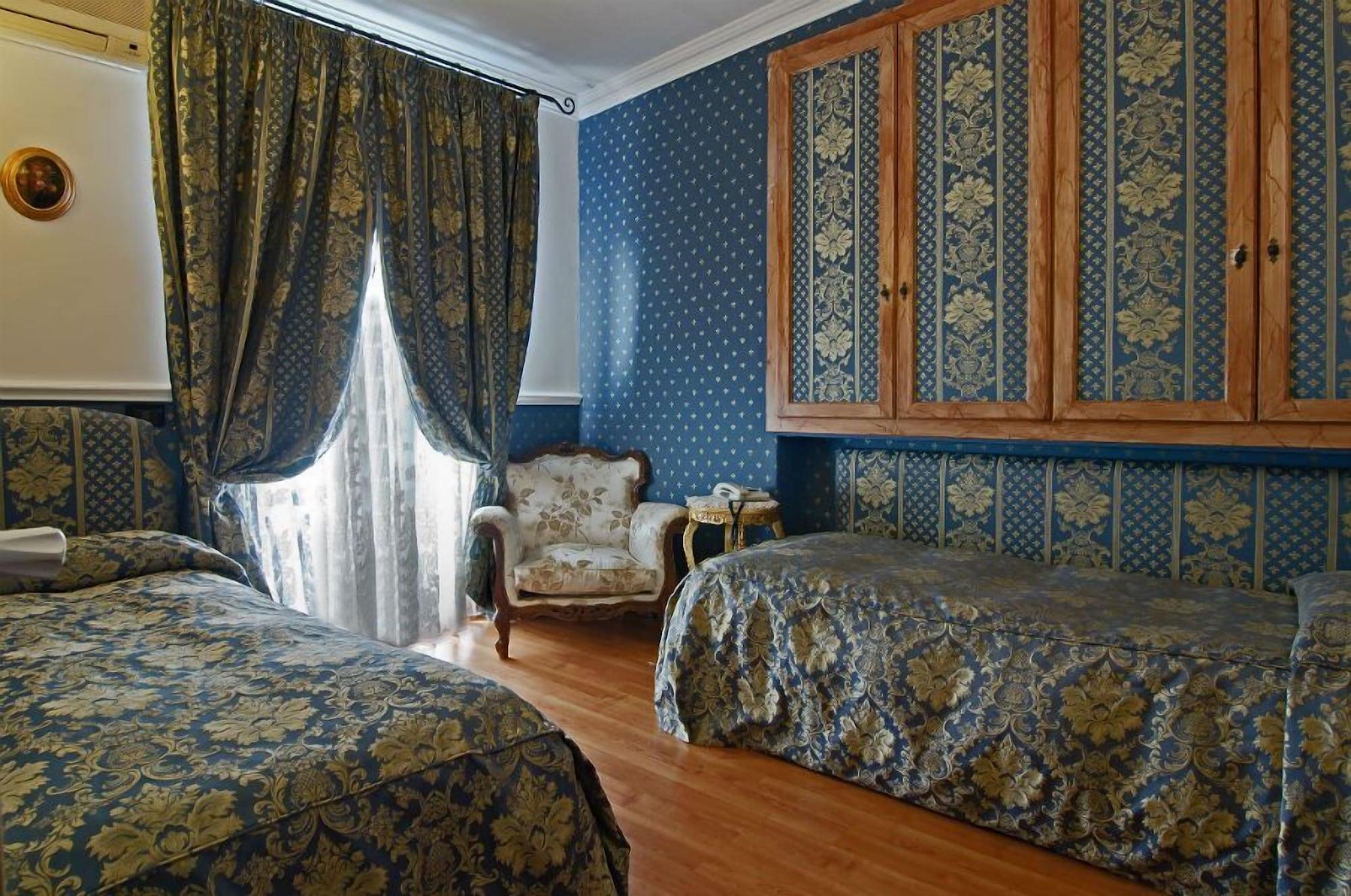 Residenza Antica Roma Hotel Luaran gambar