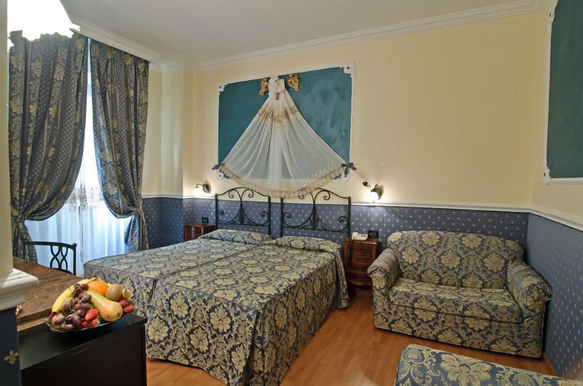 Residenza Antica Roma Hotel Luaran gambar