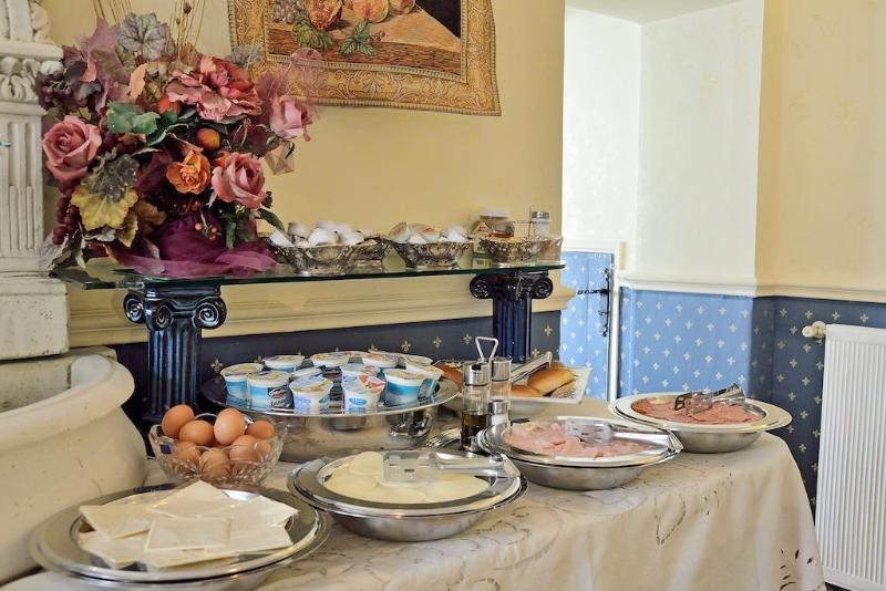 Residenza Antica Roma Hotel Luaran gambar
