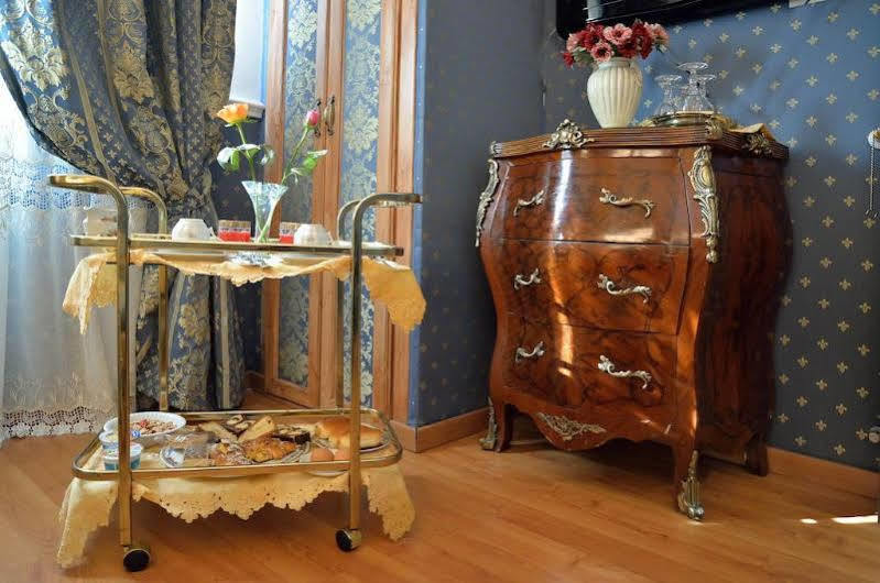 Residenza Antica Roma Hotel Luaran gambar